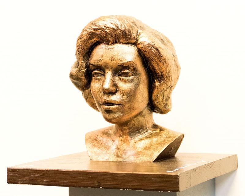 Emma Wildfang - Bronzierte Skulptur "Marilyn"